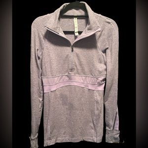 Lululemon size 10 gray/violet half-zip pullover top